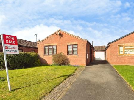 2 bedroom Detached bungalow for sale in Manchester Way, Grantham, NG31