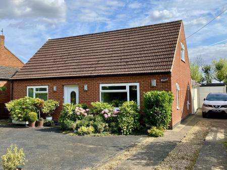 Main Street, Ingoldsby, NG33