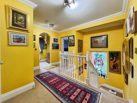 4 bedroom Detached house for sale in Cold Harbour Lane, Grantham, NG31