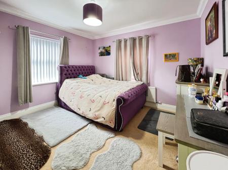 4 bedroom Detached house for sale in Cold Harbour Lane, Grantham, NG31