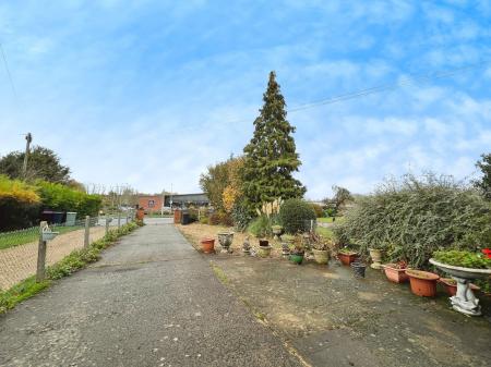 2 bedroom Semi-detached house for sale in SOLD BY NEWTON FALLOWELL - Harlaxton Road