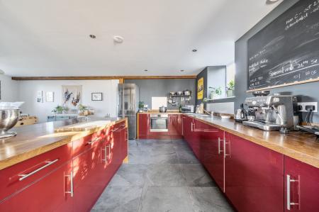 4 bedroom Detached house for sale in Chapel Lane, Ingoldsby, NG33