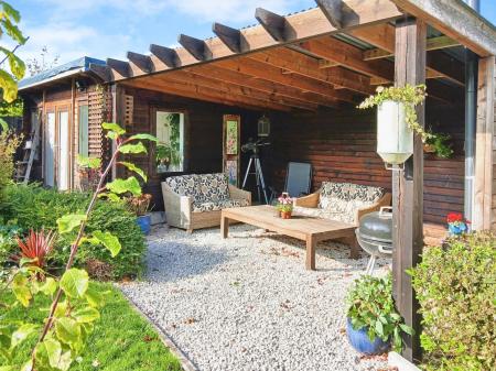 4 bedroom Detached house for sale in Chapel Lane, Ingoldsby, NG33