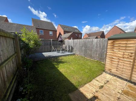 2 bedroom End of terrace house for sale in Peveril Place, Grantham, NG31