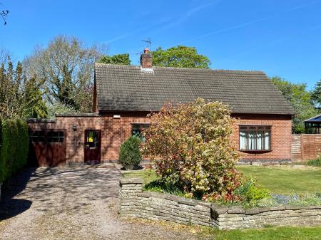 4 bedroom Detached house for sale in SOLD BY NEWTON FALLOWELL - Church Lane, Muston