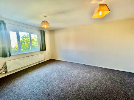 2 bedroom Flat for sale in Ormonde Close, Grantham, NG31
