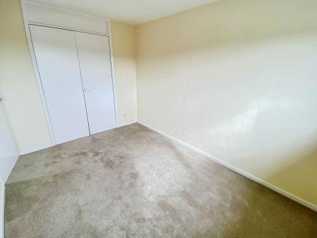 3 bedroom Semi-detached house for sale in Kenilworth Road, Grantham, NG31