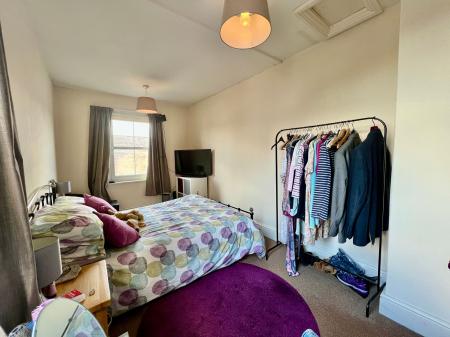 2 bedroom Flat for sale in Harlaxton Road, Grantham, NG31