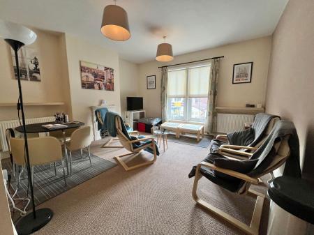 2 bedroom Flat for sale in Harlaxton Road, Grantham, NG31