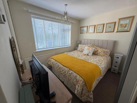 1 bedroom Semi-detached bungalow for sale in Rochester Drive, Grantham, NG31