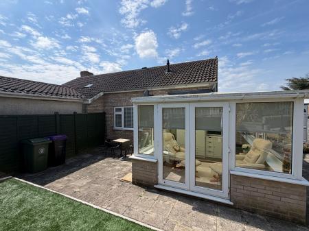 1 bedroom Semi-detached bungalow for sale in Rochester Drive, Grantham, NG31