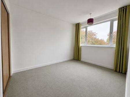 4 bedroom Detached house for sale in Reedings Road, Barrowby, NG32