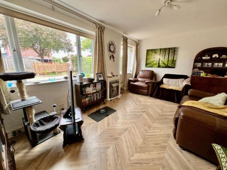 4 bedroom Detached house for sale in Reedings Road, Barrowby, NG32
