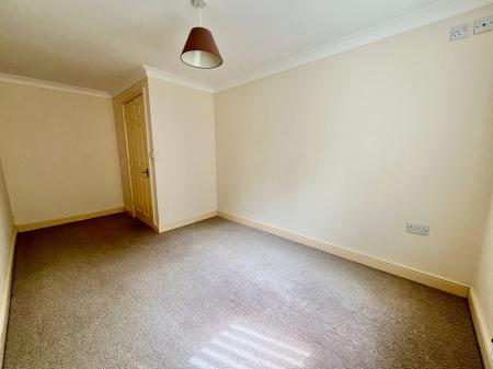 2 bedroom Flat for sale in University Court, Grantham, NG31