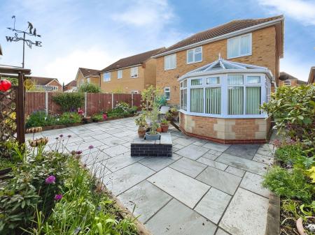 4 bedroom Detached house for sale in SOLD BY NEWTON FALLOWELL - Rosedale Drive