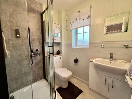 4 bedroom Detached house for sale in SOLD BY NEWTON FALLOWELL - Rosedale Drive