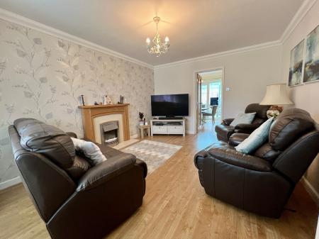 4 bedroom Detached house for sale in SOLD BY NEWTON FALLOWELL - Rosedale Drive
