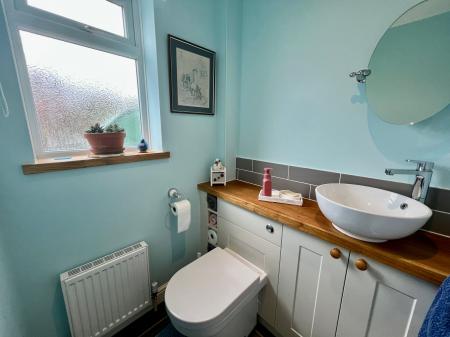 4 bedroom Detached house for sale in SOLD BY NEWTON FALLOWELL - Rosedale Drive