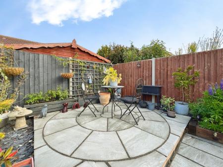 4 bedroom Detached house for sale in SOLD BY NEWTON FALLOWELL - Rosedale Drive