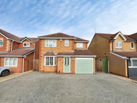 4 bedroom Detached house for sale in SOLD BY NEWTON FALLOWELL - Rosedale Drive
