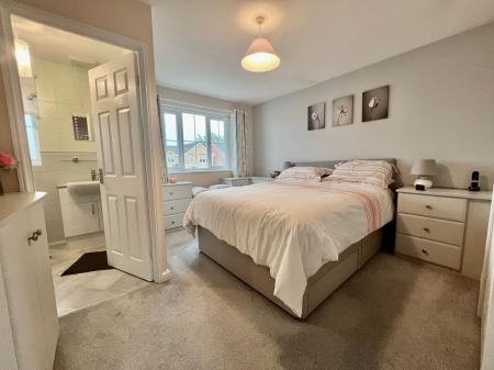 4 bedroom Detached house for sale in SOLD BY NEWTON FALLOWELL - Rosedale Drive