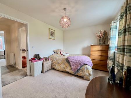 2 bedroom Semi-detached house for sale in Brisbane Drive, Grantham, NG31
