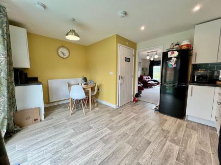 2 bedroom Semi-detached house for sale in Brisbane Drive, Grantham, NG31