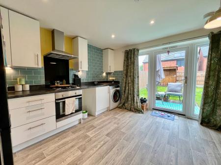2 bedroom Semi-detached house for sale in Brisbane Drive, Grantham, NG31