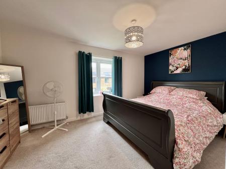 2 bedroom Semi-detached house for sale in Brisbane Drive, Grantham, NG31