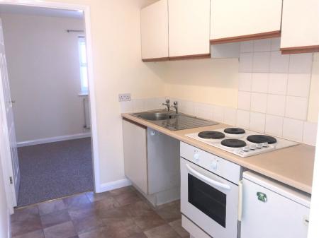 1 bedroom Flat to let in Oxford Street, Clifton Court Oxford Street, NG31