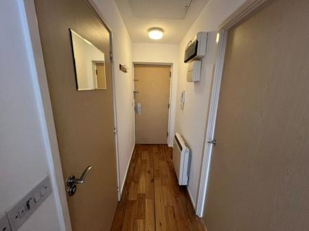 1 bedroom Flat to let in Scarsdale Way, Grantham, NG31