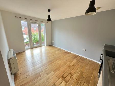 1 bedroom Flat to let in Scarsdale Way, Grantham, NG31