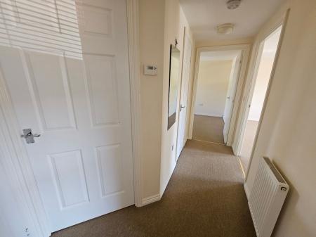 2 bedroom Flat to let in Kedleston Road, Grantham, NG31