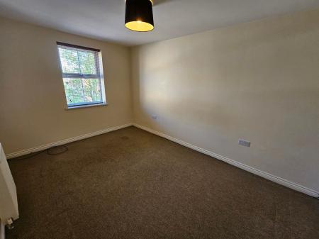 2 bedroom Flat to let in Kedleston Road, Grantham, NG31