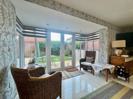 4 bedroom Detached house for sale in Knaresborough Drive, Grantham, NG31
