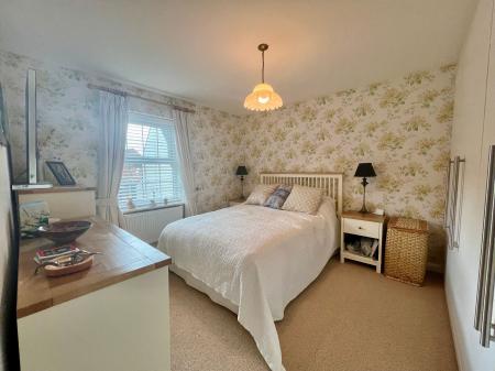 4 bedroom Detached house for sale in Knaresborough Drive, Grantham, NG31