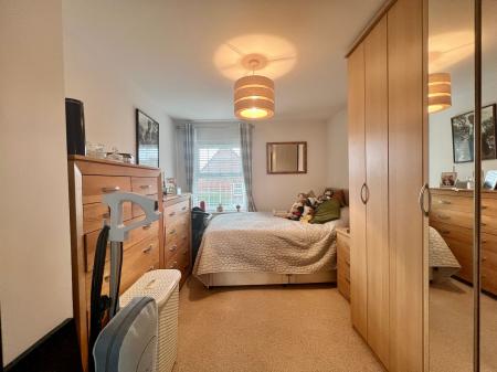4 bedroom Detached house for sale in Knaresborough Drive, Grantham, NG31