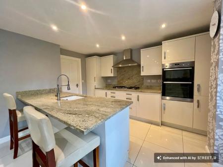 4 bedroom Detached house for sale in Knaresborough Drive, Grantham, NG31