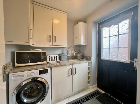 4 bedroom Detached house for sale in Knaresborough Drive, Grantham, NG31