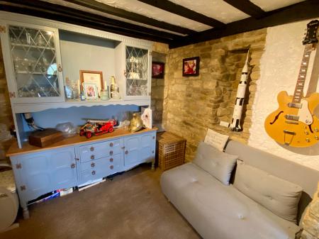 3 bedroom End of terrace house for sale in The Row, Carlton Scroop, NG32