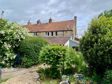 3 bedroom End of terrace house for sale in The Row, Carlton Scroop, NG32