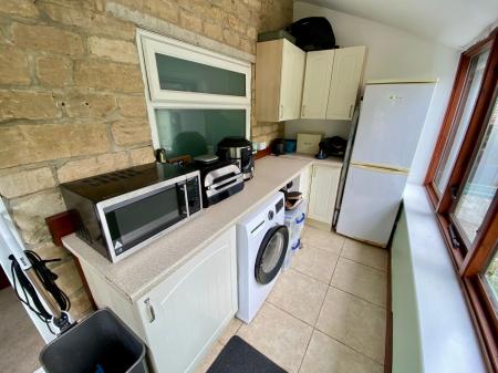 3 bedroom End of terrace house for sale in The Row, Carlton Scroop, NG32