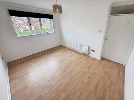3 bedroom Terraced House to let in High Street, Great Gonerby, NG31