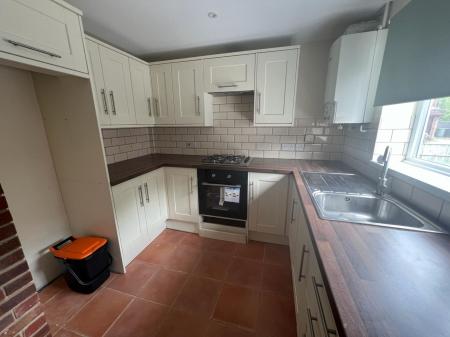 2 bedroom Property to let in Bramblewood Close, Gonerby Hill Foot, NG31