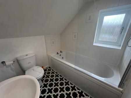 2 bedroom Property to let in Bramblewood Close, Gonerby Hill Foot, NG31