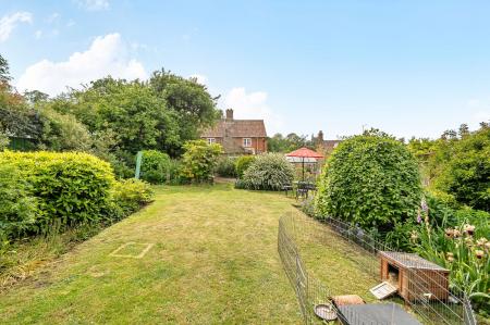 4 bedroom Detached house for sale in Park Lane, Denton, NG32