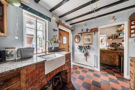 4 bedroom Detached house for sale in Park Lane, Denton, NG32