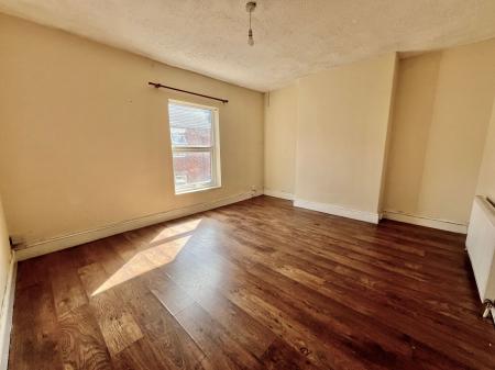 3 bedroom Terraced House for sale in Grantley Street, Grantham, NG31