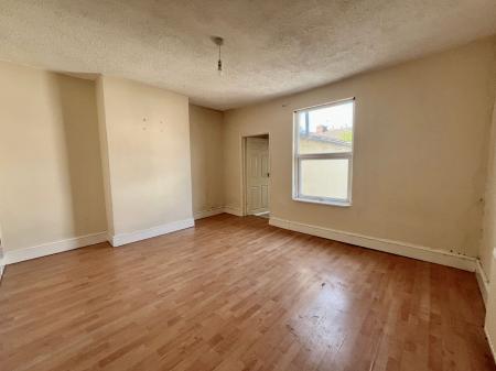 3 bedroom Terraced House for sale in Grantley Street, Grantham, NG31