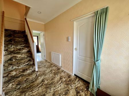 4 bedroom Terraced House for sale in Tennyson Avenue, Grantham, NG31